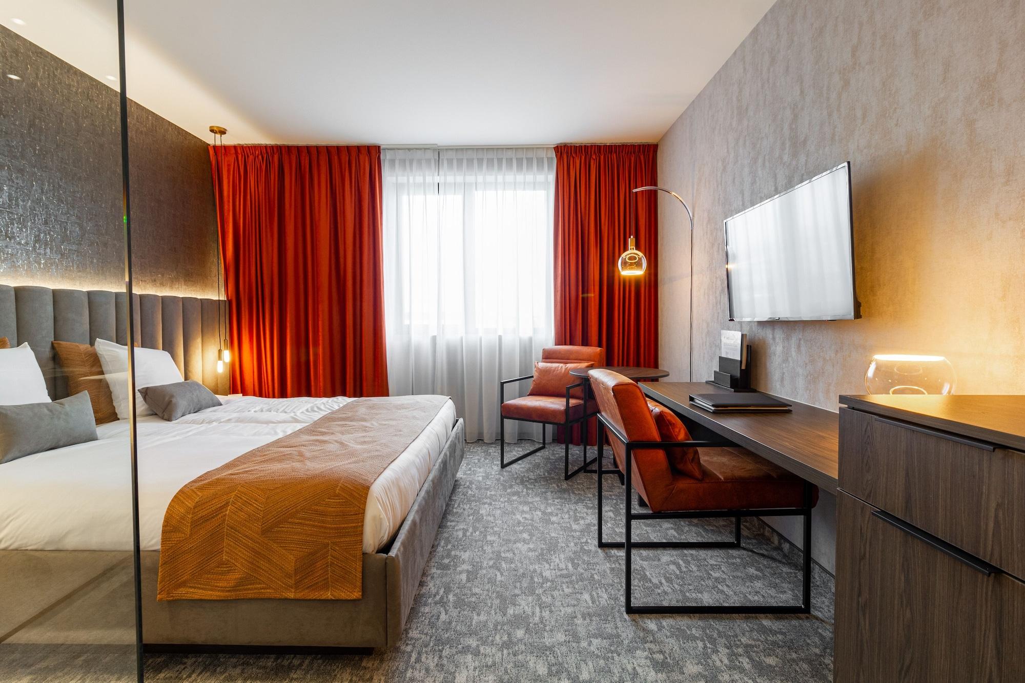 Der Valk Congres & Hotel 4*